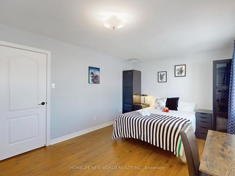 Photo 17 at 257 Cherokee Boulevard, Pleasant View, Toronto