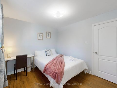 Photo 27 at 257 Cherokee Boulevard, Pleasant View, Toronto