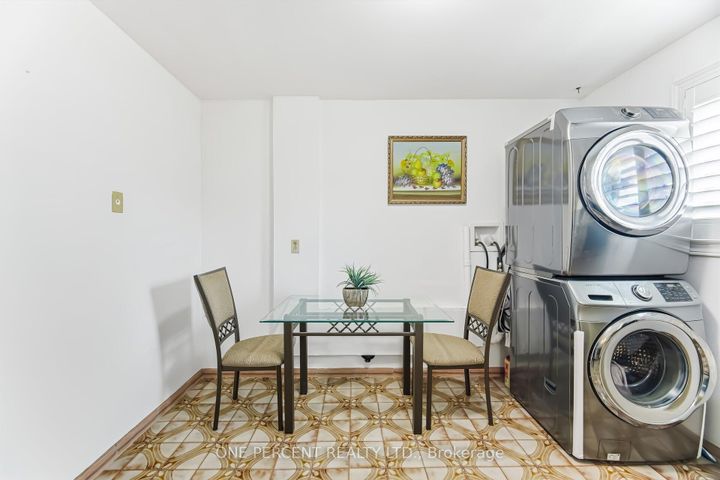 Photo 14 at 4 Manorcrest Street, Central Park, Brampton