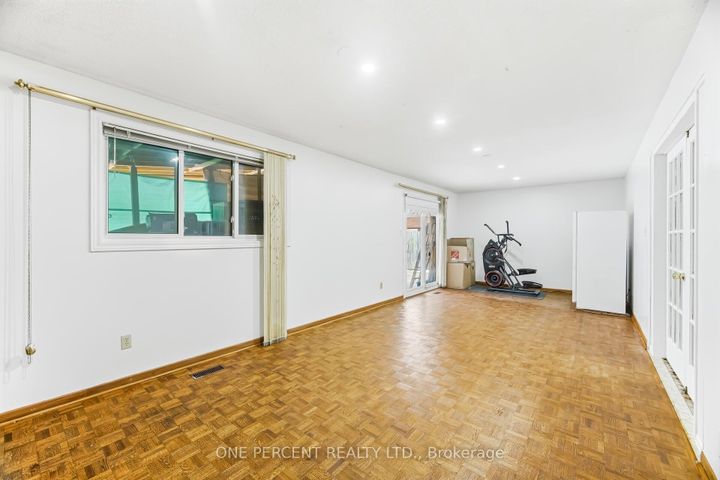 Photo 17 at 4 Manorcrest Street, Central Park, Brampton