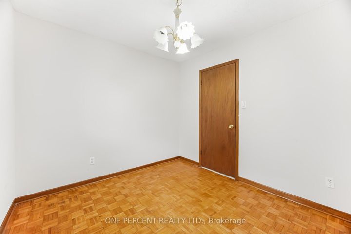 Photo 19 at 4 Manorcrest Street, Central Park, Brampton