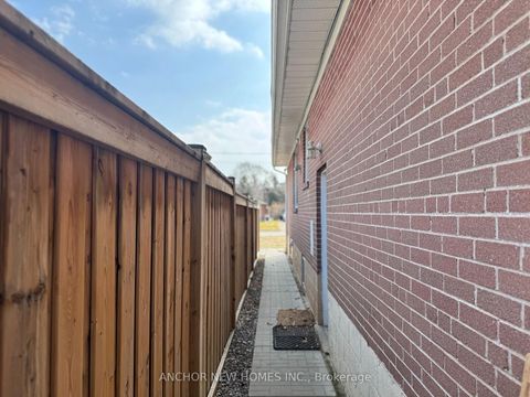 Photo 30 at 28 Eringate Drive, West Deane, Toronto