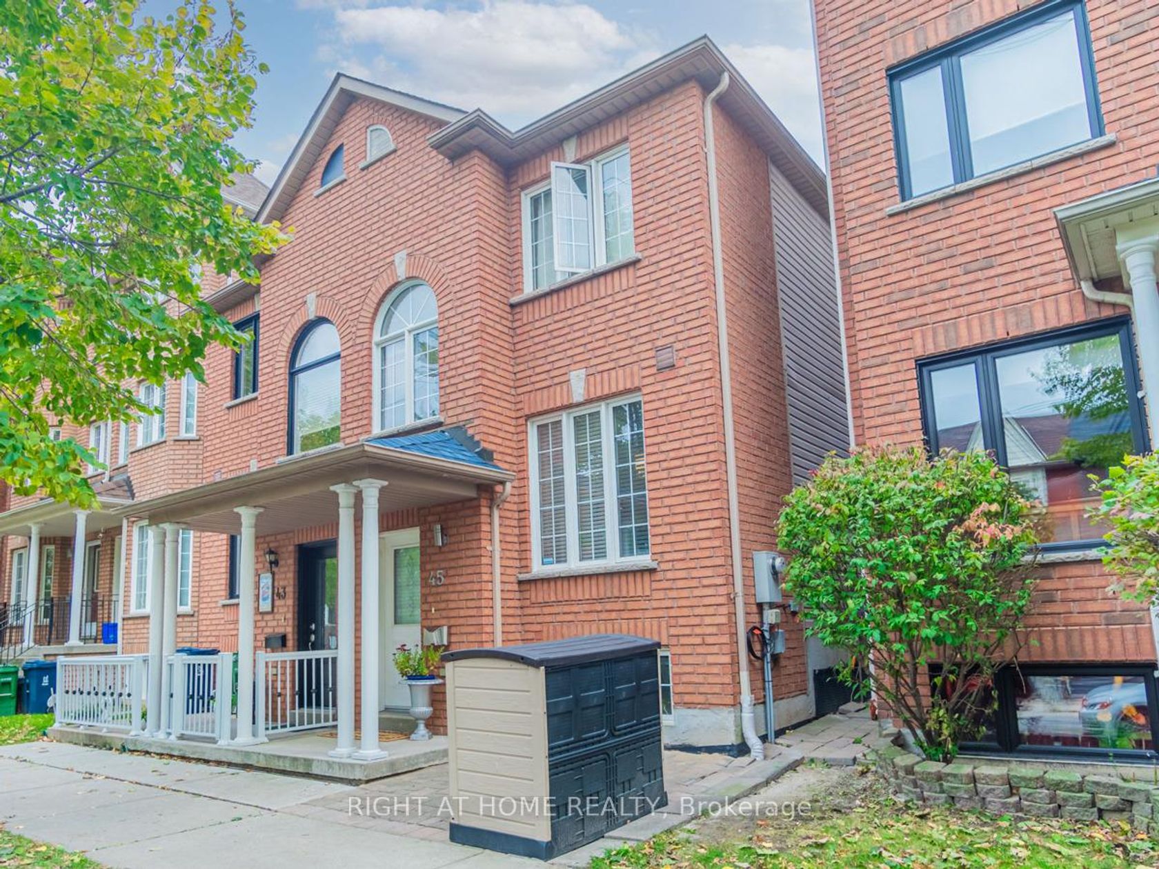 45 Rutland Street, Davenport, Toronto 