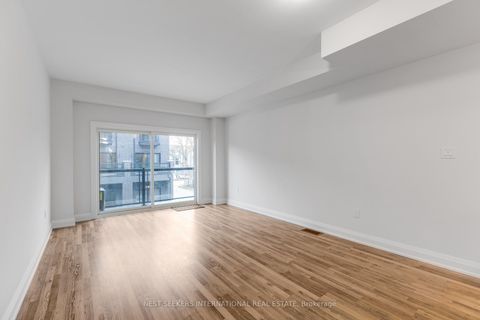 Photo 11 at 85 - 1760A Lawrence Avenue W, Rustic, Toronto