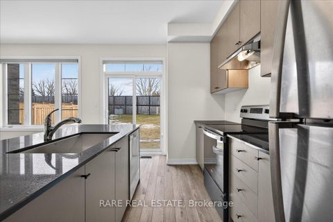 Photo 9 at 28 Bluebird Lane, Painswick South, Barrie