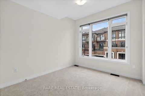 Photo 13 at 28 Bluebird Lane, Painswick South, Barrie