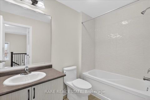 Photo 17 at 28 Bluebird Lane, Painswick South, Barrie