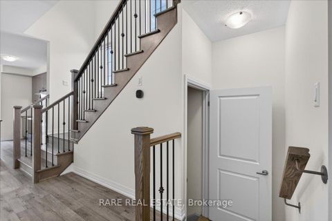 Photo 24 at 28 Bluebird Lane, Painswick South, Barrie