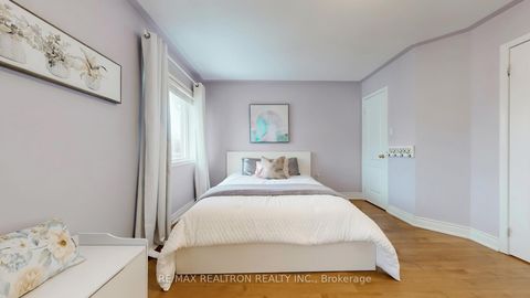 Photo 18 at 24 Glendennan Avenue, Cornell, Markham