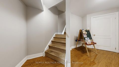 Photo 36 at 24 Glendennan Avenue, Cornell, Markham