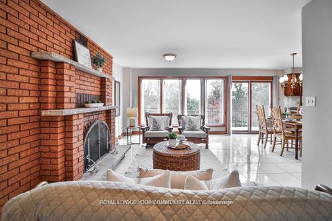 Photo 19 at 21 Disan Court, Beaumonde Heights, Toronto