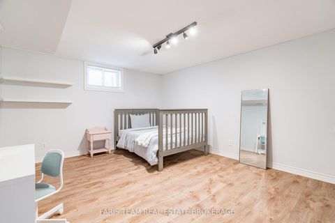 Photo 33 at 2 Thrushwood Drive, 400 West, Barrie