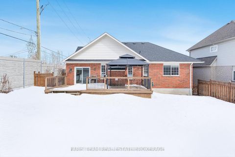 Photo 42 at 2 Thrushwood Drive, 400 West, Barrie