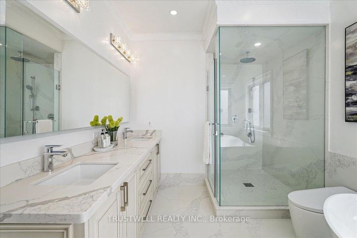 Photo 22 at 98 Castle Hill Drive, L'Amoreaux, Toronto