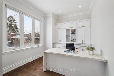 Photo 4 at 98 Castle Hill Drive, L'Amoreaux, Toronto