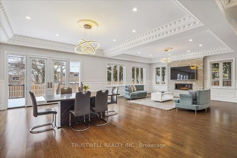 Photo 6 at 98 Castle Hill Drive, L'Amoreaux, Toronto