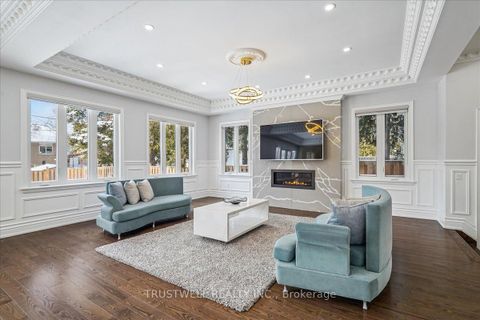 Photo 7 at 98 Castle Hill Drive, L'Amoreaux, Toronto