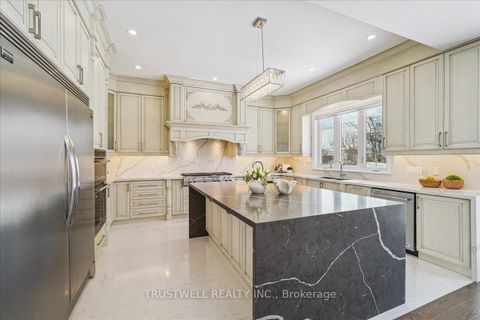 Photo 10 at 98 Castle Hill Drive, L'Amoreaux, Toronto
