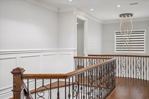 Photo 25 at 98 Castle Hill Drive, L'Amoreaux, Toronto