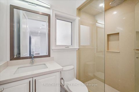 Photo 36 at 98 Castle Hill Drive, L'Amoreaux, Toronto