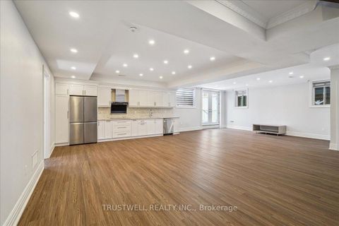 Photo 38 at 98 Castle Hill Drive, L'Amoreaux, Toronto