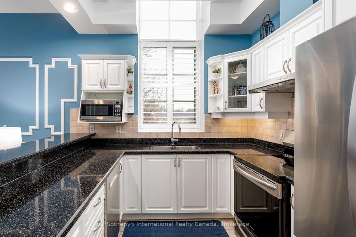 Photo 10 at 219 - 262 Dundas Street E, Waterdown, Hamilton