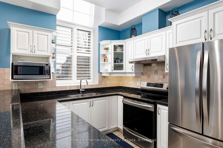 Photo 11 at 219 - 262 Dundas Street E, Waterdown, Hamilton