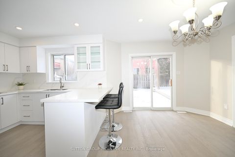 Photo 13 at 109 ESTHER Drive, Painswick South, Barrie