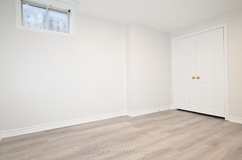 Photo 32 at 109 ESTHER Drive, Painswick South, Barrie