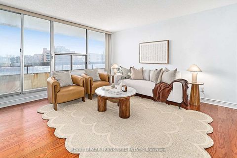 Photo 4 at 505 - 55 William Street E, McLaughlin, Oshawa