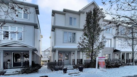 Photo 2 at 10 Cornerside Way, Brooklin, Whitby