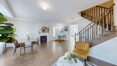 Photo 12 at 10 Cornerside Way, Brooklin, Whitby