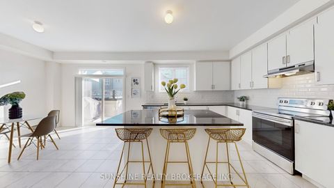 Photo 13 at 10 Cornerside Way, Brooklin, Whitby