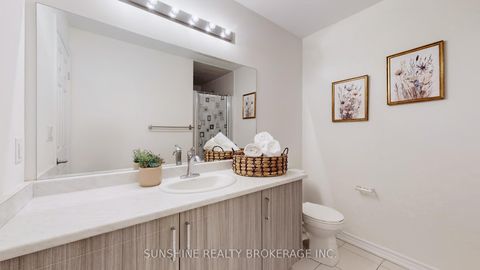 Photo 21 at 10 Cornerside Way, Brooklin, Whitby