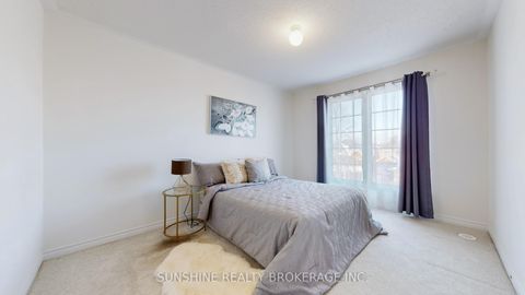 Photo 27 at 10 Cornerside Way, Brooklin, Whitby