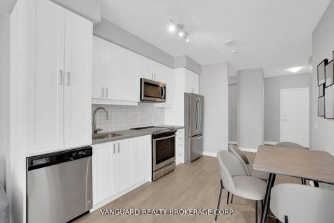 Photo 11 at 1508 - 7895 Jane Street, Concord, Vaughan