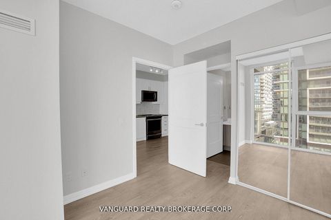 Photo 14 at 1508 - 7895 Jane Street, Concord, Vaughan