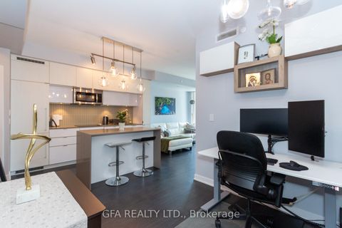 Photo 5 at 606 - 28 Avondale Avenue, Willowdale East, Toronto