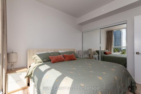 Photo 12 at 606 - 28 Avondale Avenue, Willowdale East, Toronto