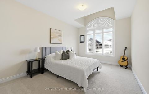 Photo 25 at 522 Cliffview Road, West Shore, Pickering