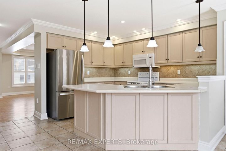 Photo 8 at 45 Forest Run Boulevard, Patterson, Vaughan