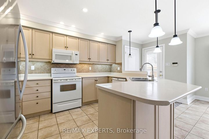 Photo 10 at 45 Forest Run Boulevard, Patterson, Vaughan