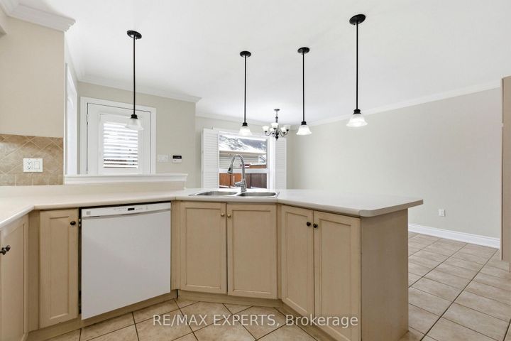 Photo 11 at 45 Forest Run Boulevard, Patterson, Vaughan