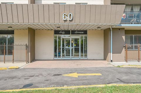 Photo 10 at 207 - 60 Stevenson Road N, Jamestown, Toronto