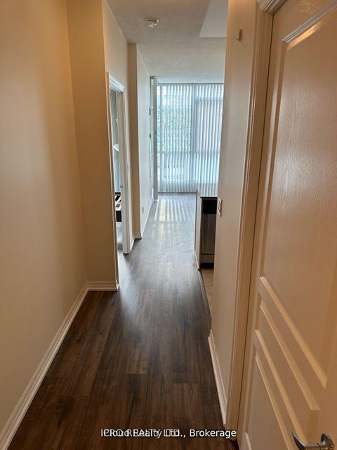 Photo 5 at 2710 - 225 Webb Drive, City Centre, Mississauga