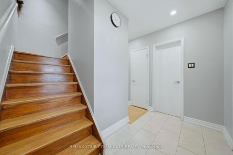 Photo 5 at 3 Forsythia Drive, Guildwood, Toronto