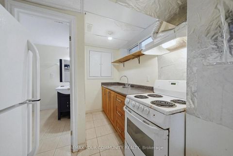 Photo 31 at 3 Forsythia Drive, Guildwood, Toronto