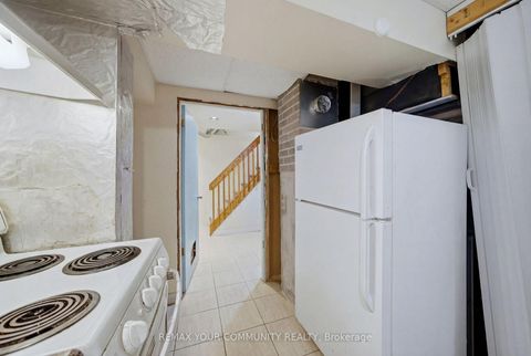 Photo 32 at 3 Forsythia Drive, Guildwood, Toronto