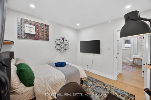 Photo 16 at 4 Holman Crescent, Aurora Highlands, Aurora