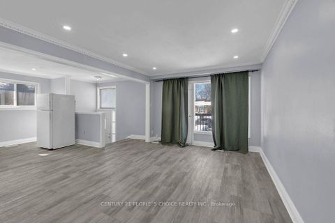 Photo 13 at 61 Primula Crescent, Humber Summit, Toronto